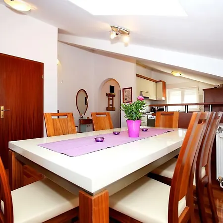 Apartment Dekorti Zadar