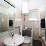 Dekorti Апартаменти Задар